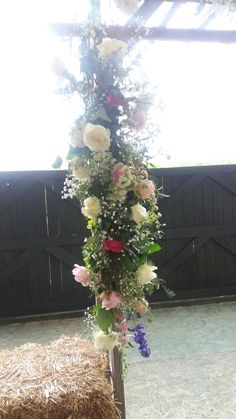 Cream and pink arch decoration